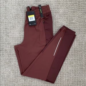 Nike Swift Running Pants Size S (El Dorado)